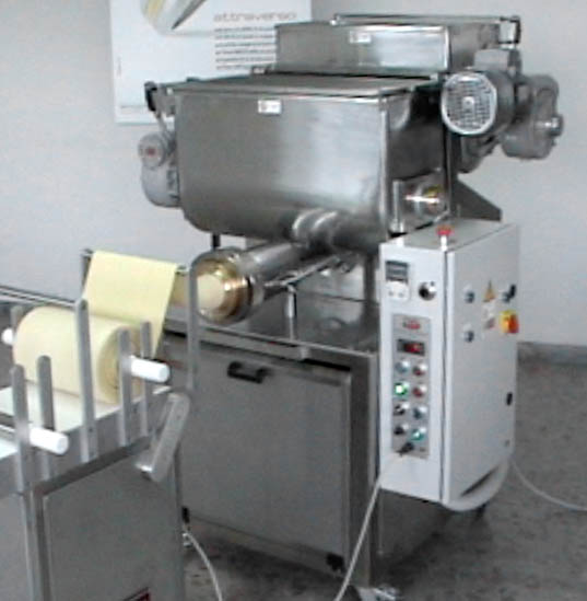 pressa impastatrcie automatica pasta fresca