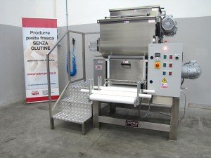 Automatic sheeter machine for fresh pasta